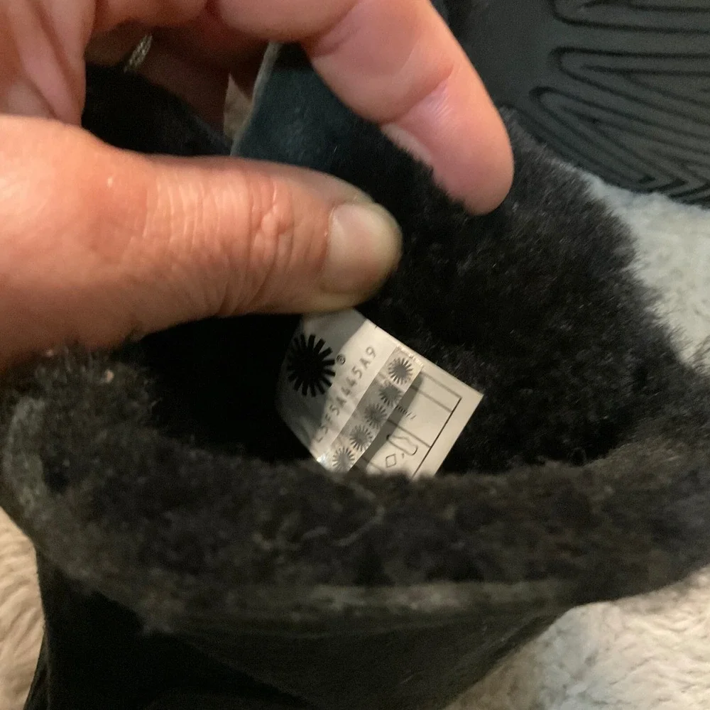UGG‎ Booties Size 7 Black Naiyah Suede Tie Back Sterling Womens